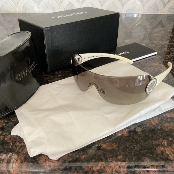 Chanel Sunglasses - Picture 1 of 4